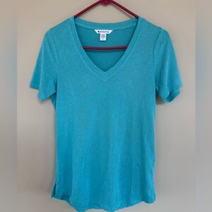 Athleta breezy tshirt